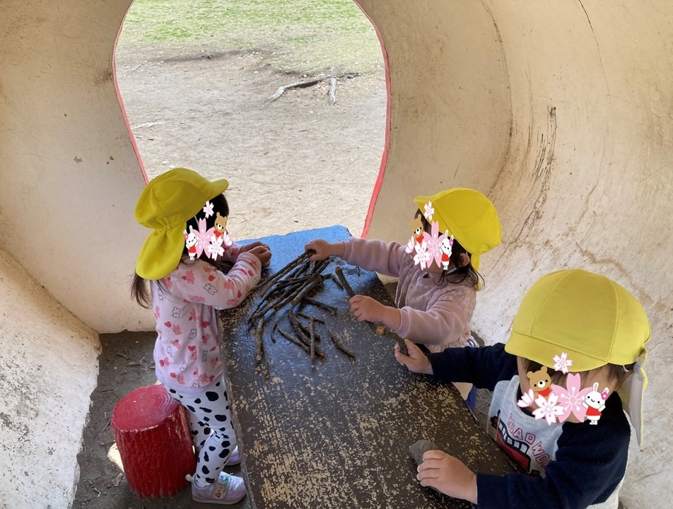 うさぎ組三人むっちゃん公園